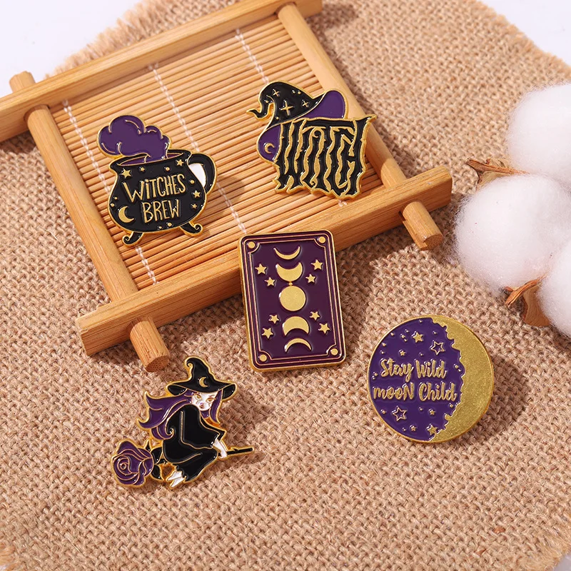 Antique-Finished Luxury Popular Anime Design Custom Hat Pins