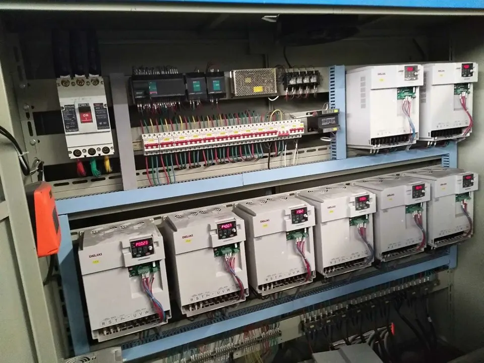 DELIXI маленький vfd преобразователь частоты 380v для котла