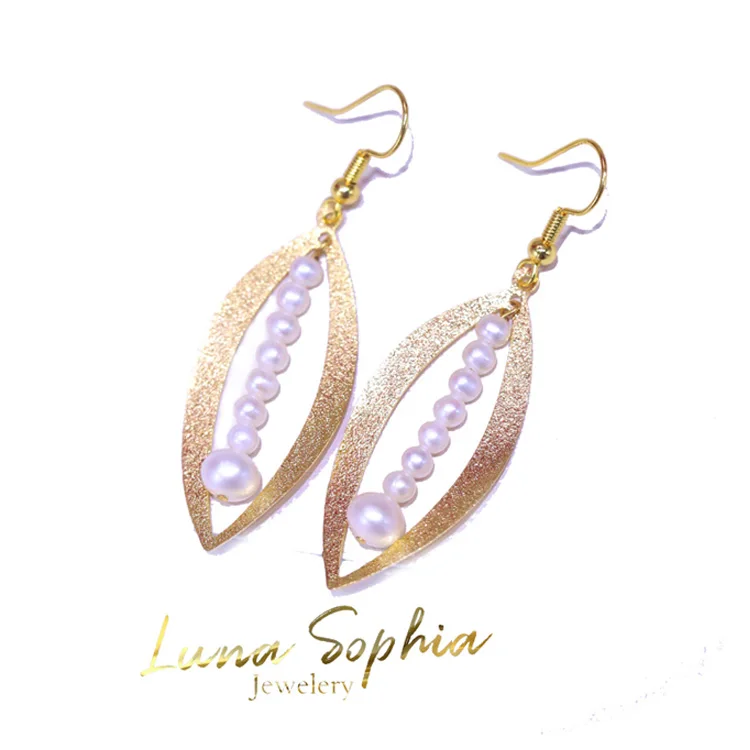 Оптом Позолоченный Пресноводный натуральный жемчуг ива лист ювелирные изделия ушной крючок