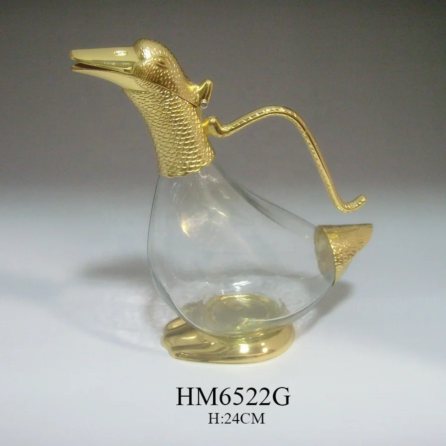 Home wedding banquet cute duck shape Iron edge glass wine decanter with handle
