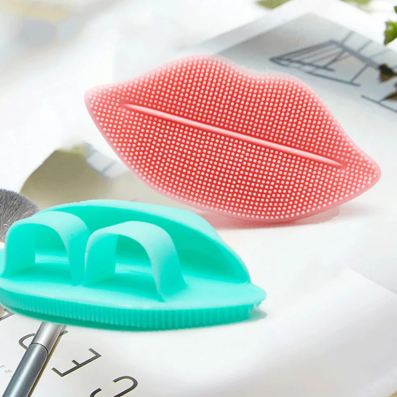 Lip Shape Exfoliating Face Cleaning Scrubber Silicone Face Facial Cleansing Brush