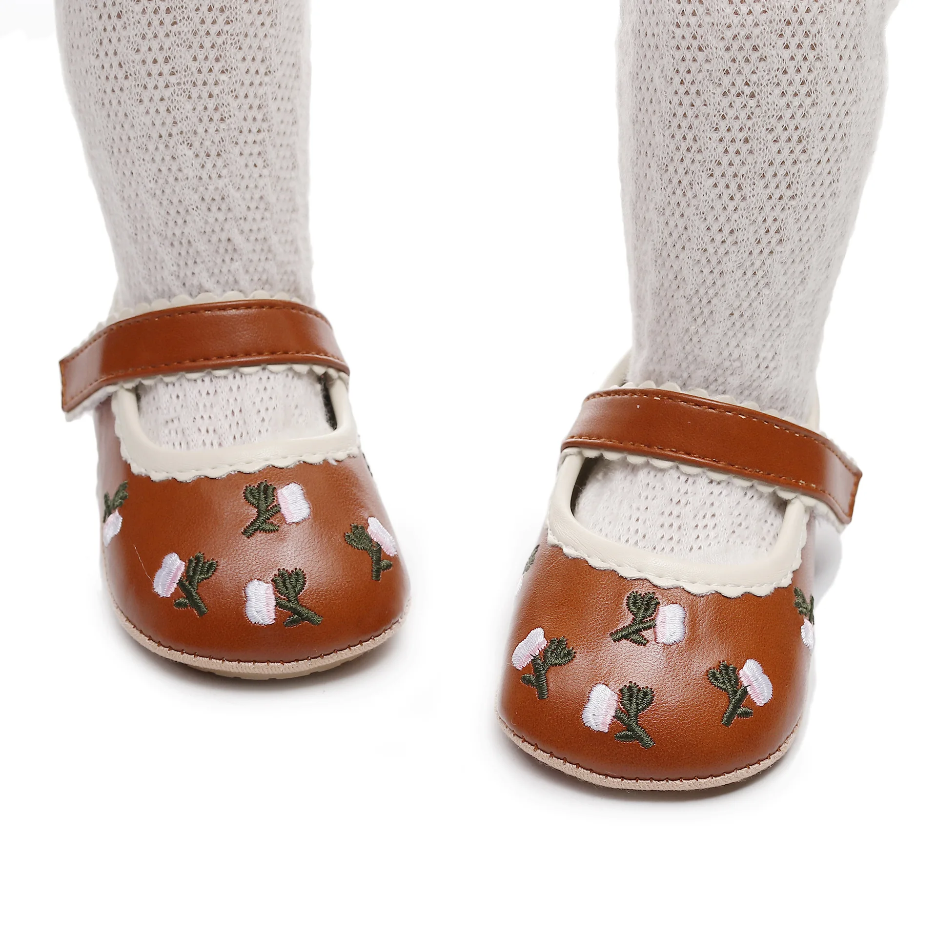 Pretty Mary Jane Shoes Flower Embroidery Little Baby Girls Shoes