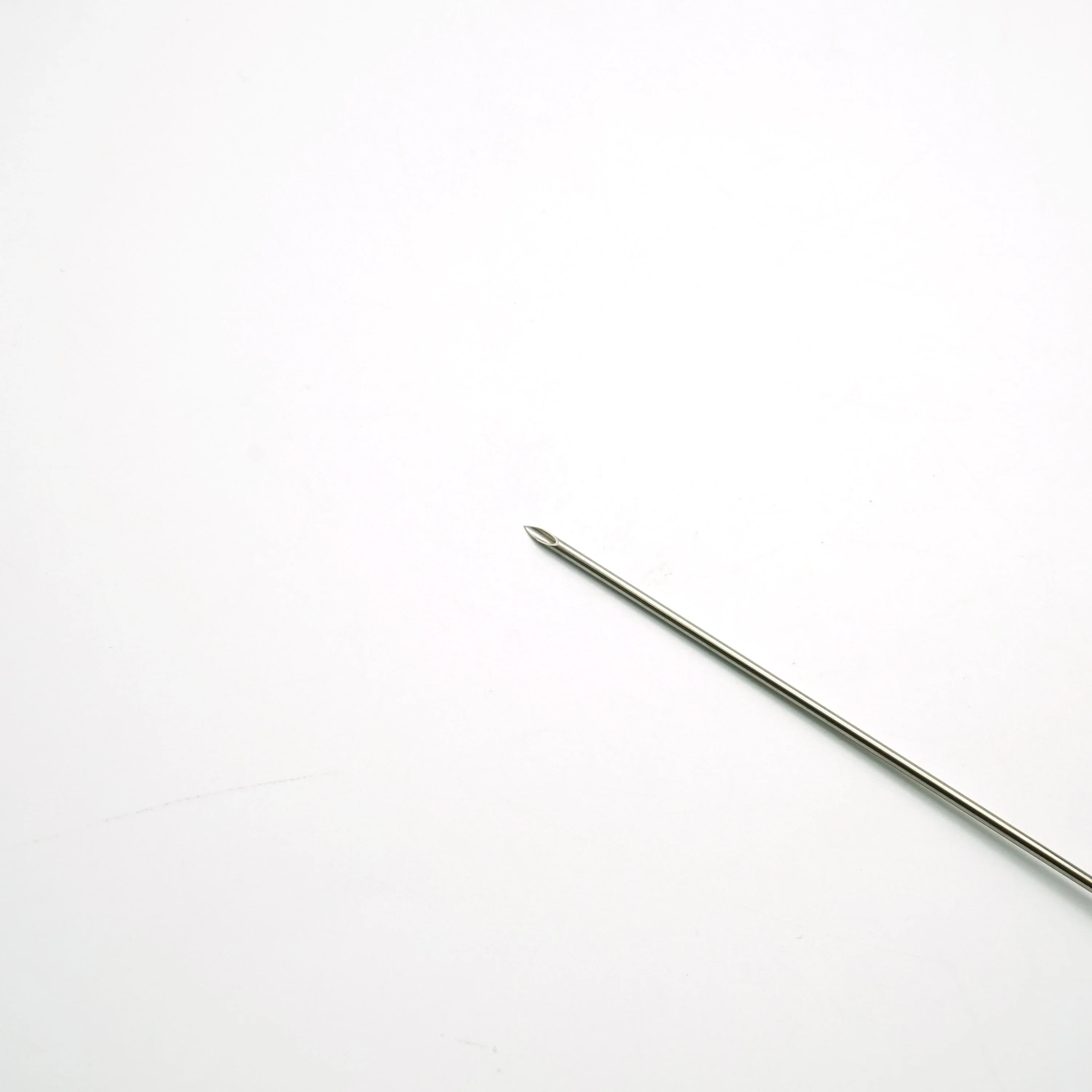 Laparoscopic closure system with suture