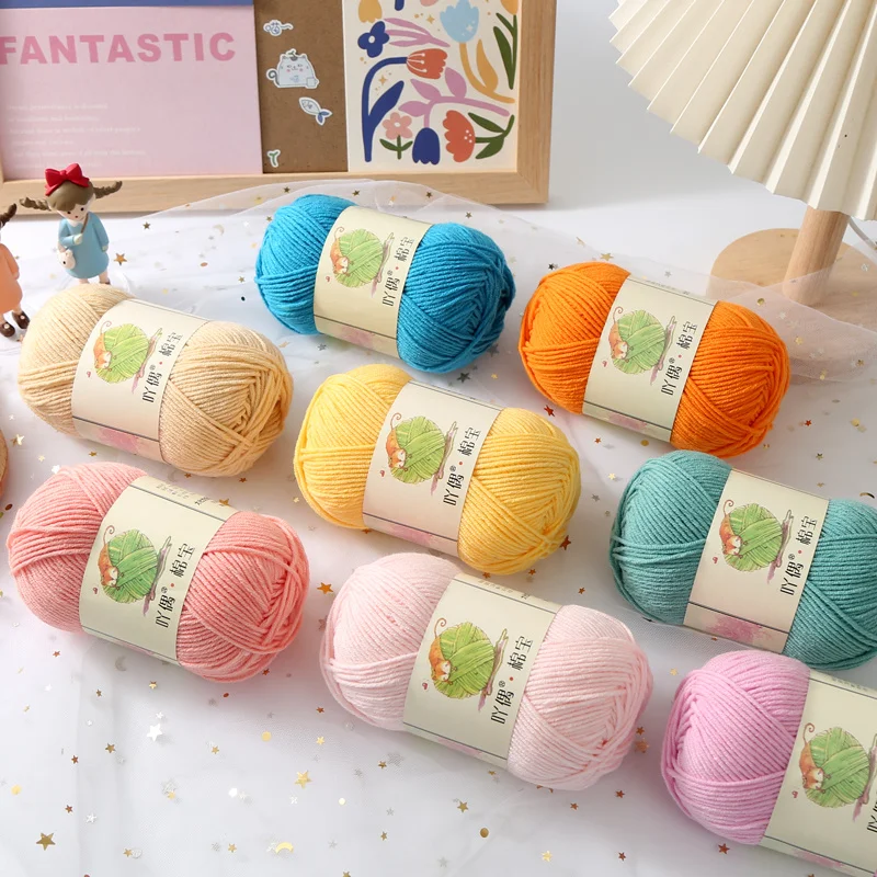 60%Cotton 40% Acrylic Yarn for Hand-knitted and Crochet 4 ply yarn crocheted slippers cushion doll carpet blended yarn