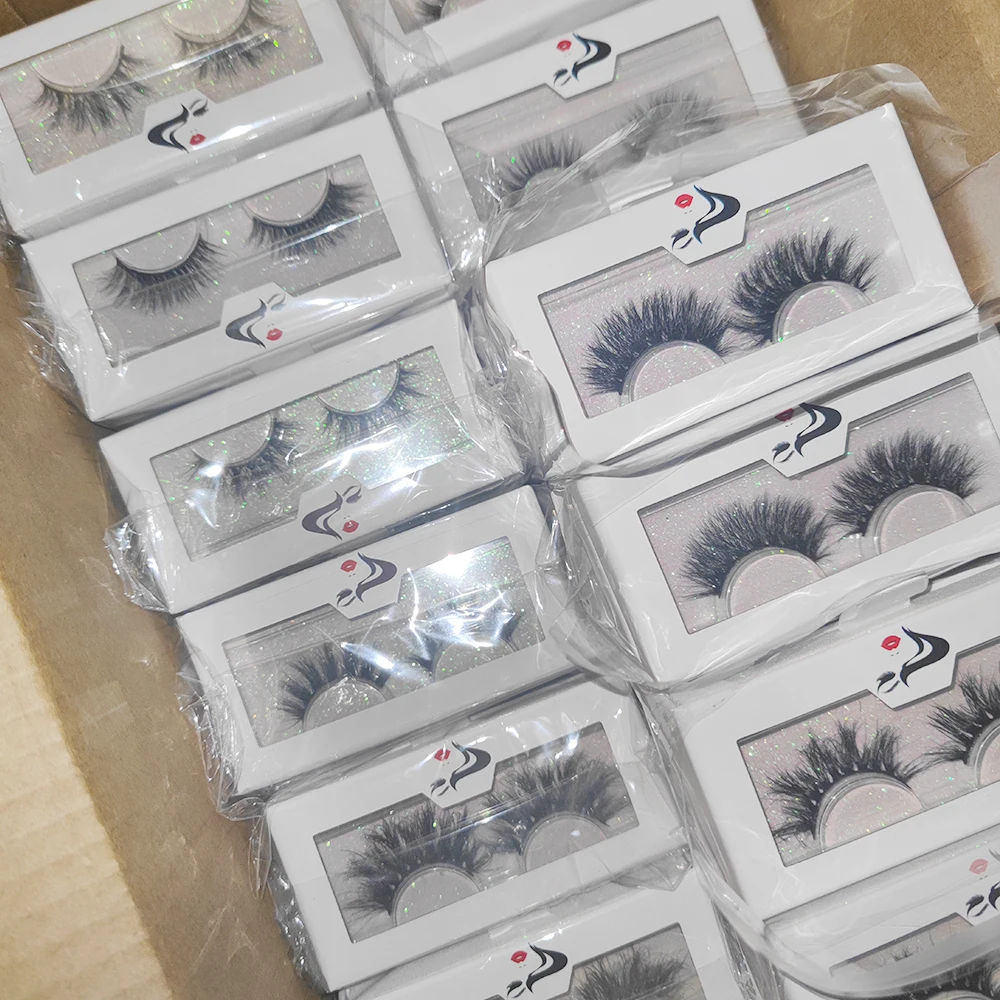 Бесплатные образцы 15 мм Lashes3d оптовый поставщик 3D Цветные искусственные норковые ресницы пушистые оптом натуральные