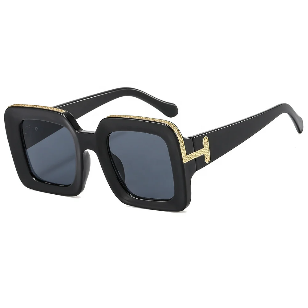 Newest Fashion Oversized Frame Sunglasses For Women Ladies Animal Print Plastic Vintage Big Square Glasses 404