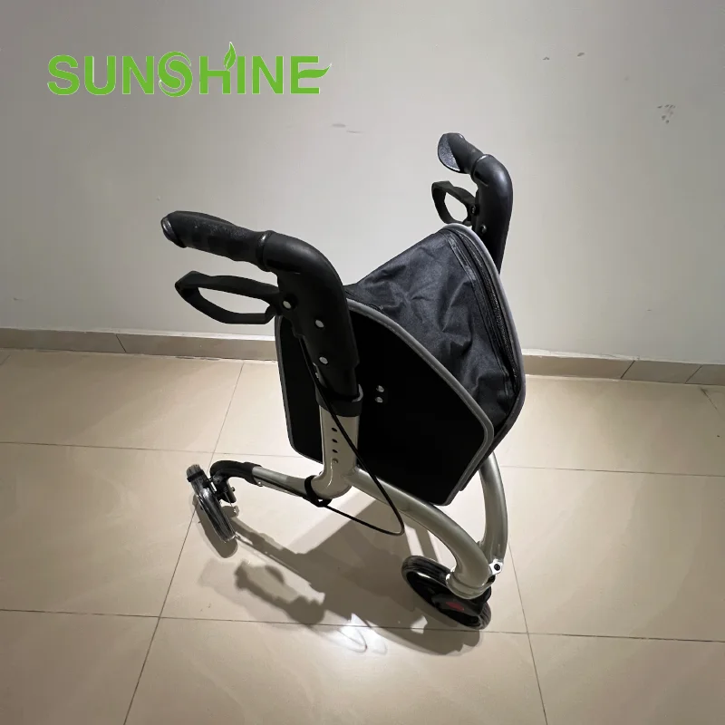 RO560 Lightweight Three Wheel Rollator Height Adjustable Durable Aluminum Rollator Walker Foldable Deluxe Mobility Aids