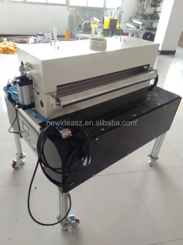 Corona treatment machine for Improve the hydrophilicity of the material surface and enhance the adhesion