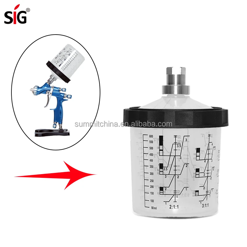 Automotive spray paint mixing cup with Black circle for painting