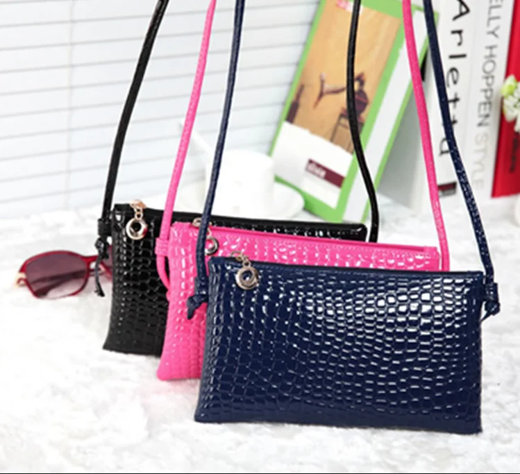 Оптовая продажа женская наплечная сумка с крокодиловым принтом для мобильного телефона регулируемая через