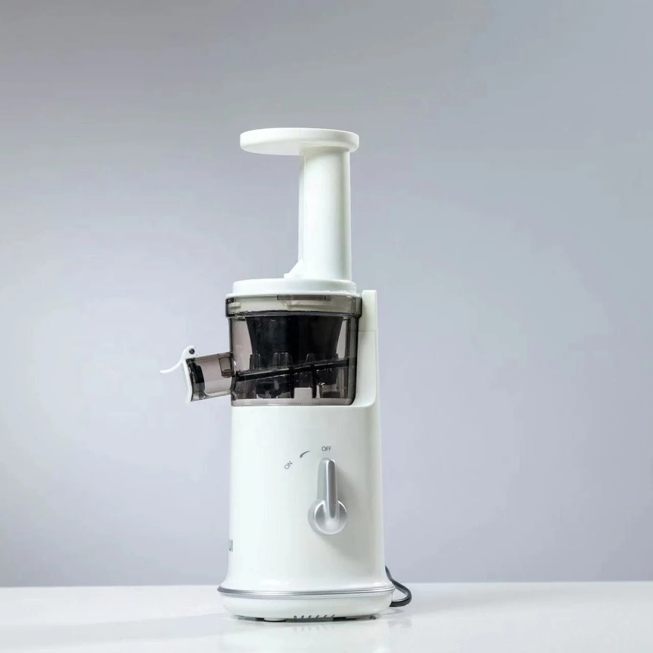 2022 Cheapest Powerful Slow juicer for household