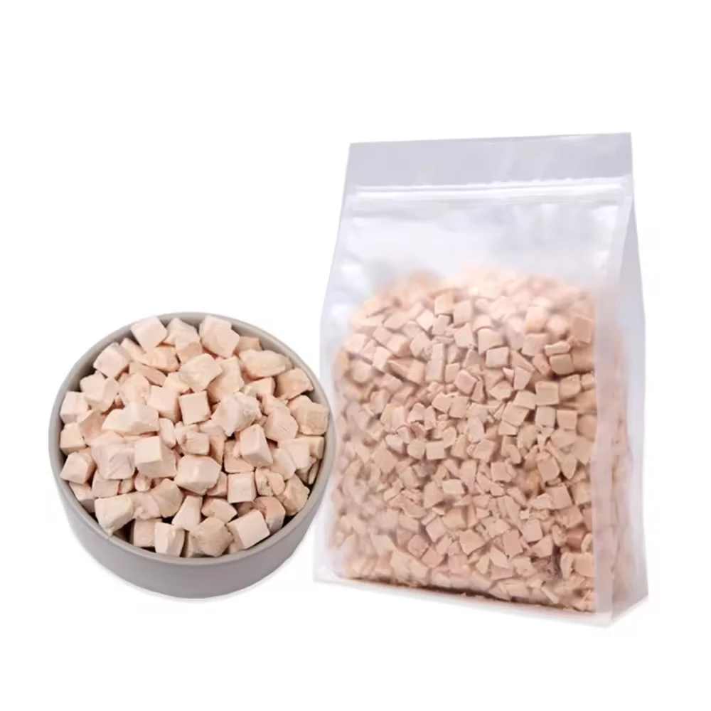 Protein-Rich Chicken Freeze-Dry Treats for Cats and Dogs Nutritious Pellets with Fat Hair and Cheeks
