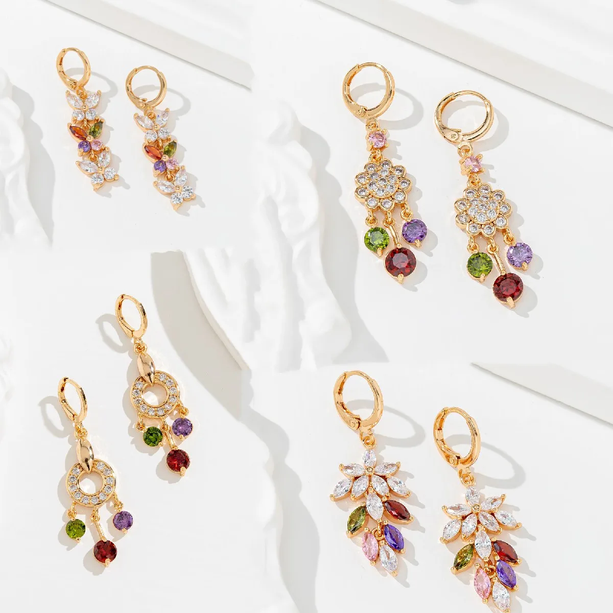 2023 Wholesale Fashion 18k Gold Plated Women Crystal Zirconia Zircon Diamond Huggie Hoop Drop Dangle Earrings With Charm Pendant