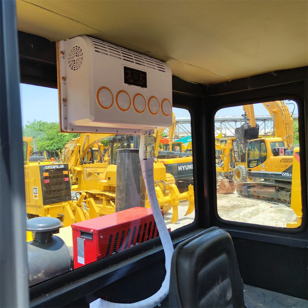 Japan made Komatsu FD250 warehouse machine , Komstsu 25 ton mini forklift on sale in Shanghai