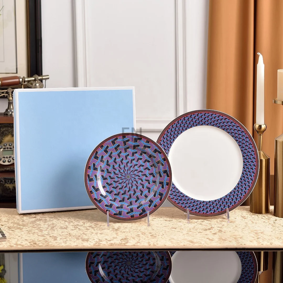 New Product Stereoscopic Pattern Bone China Plate and Home Decoration Porcelain Charger Plate