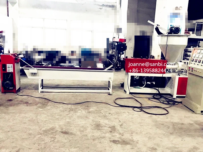 plastic waste recycling machine