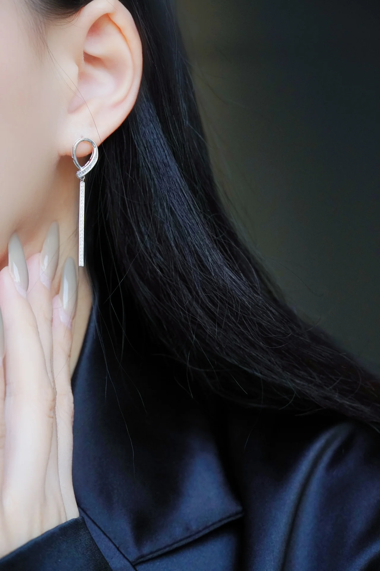 Xinfly Fashion slimmer suitable round face 18K real gold and 0.5ct natural Diamond balloon style Ear stud