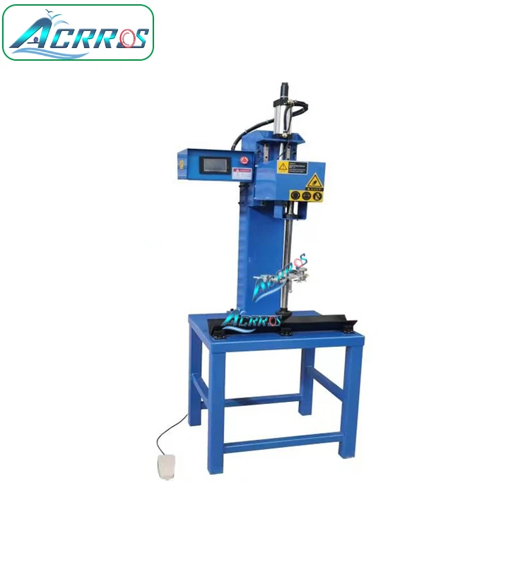 Automatic water tank outlet port circumference seam welding machine