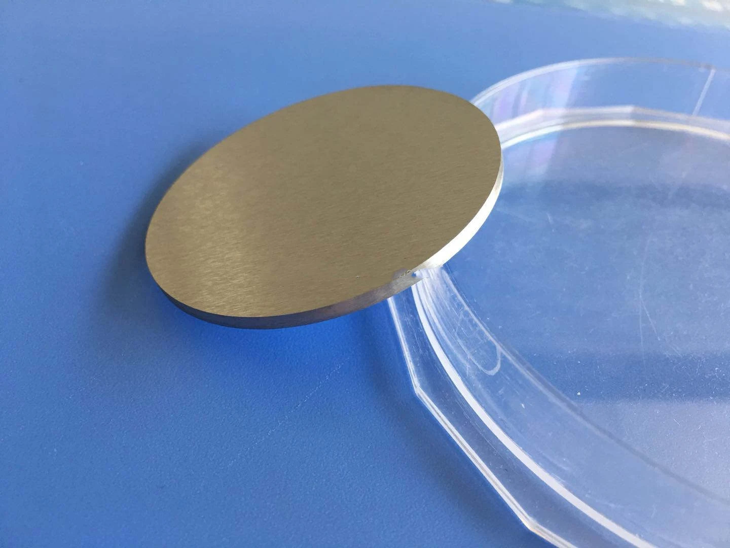 Rare earth Metal Ruthenium Ru Target 99.9% Purity Ruthenium Round target for scientific research