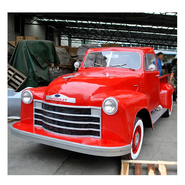 High Sale Custom Vintage Iron Large Car Model Exhibition American Pickup Truck Shopping Mall and Restaurant