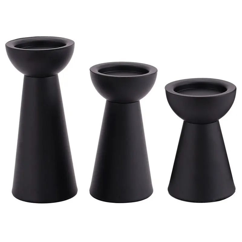 High Quality Black Metal Candelabra for Home Decor Indoor Use Table Candle Stand Metal Pillar Candle Holder