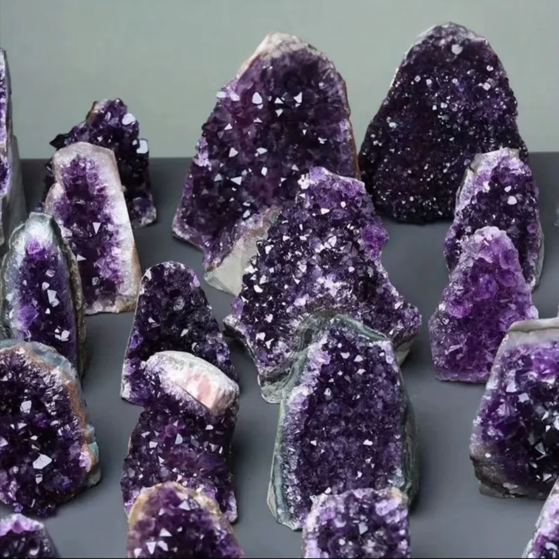 Natural crystal Uruguayan amethyst cluster crystal town amethyst cave
