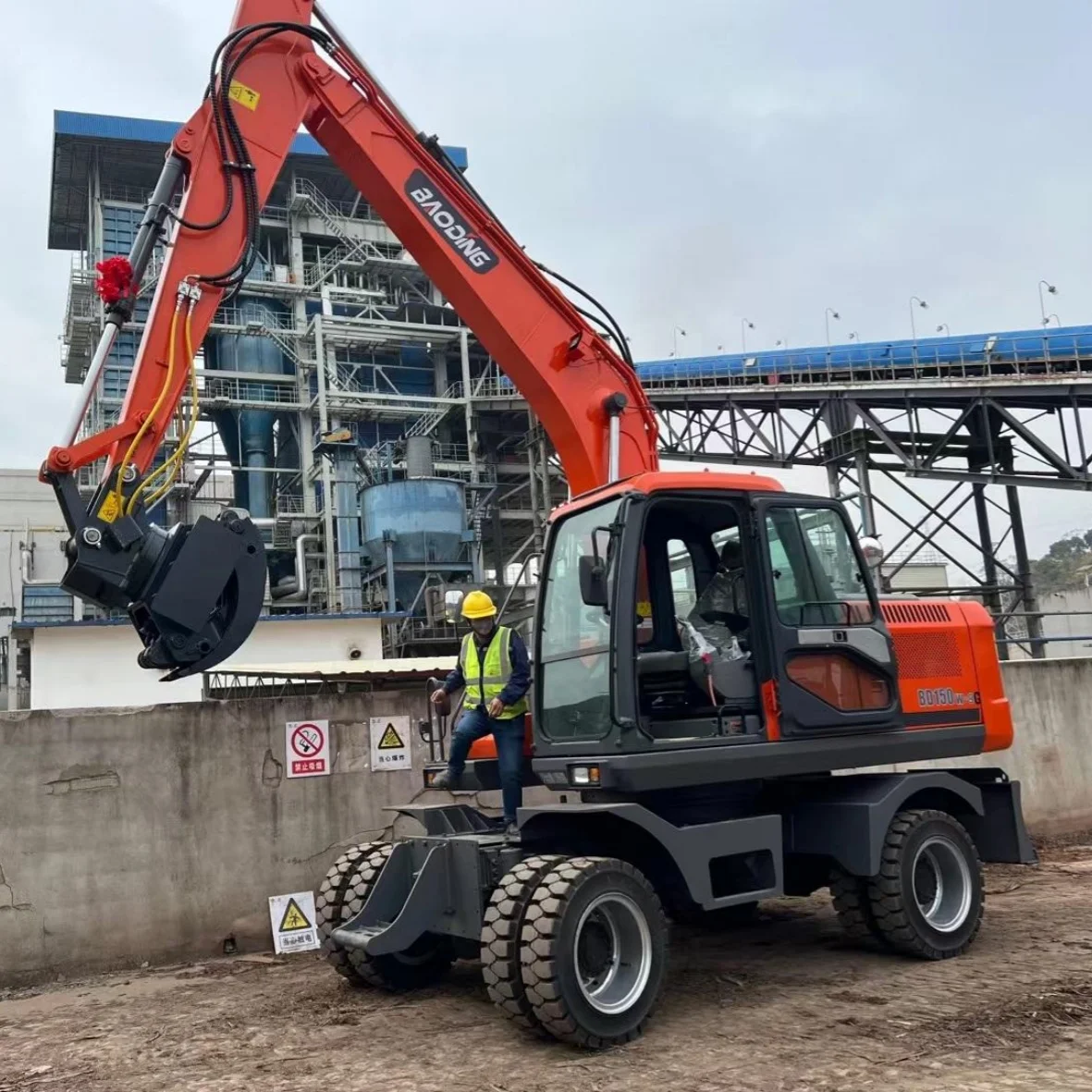 Price of wheel big excavator china 15 ton excavator good machine BD150W-9G