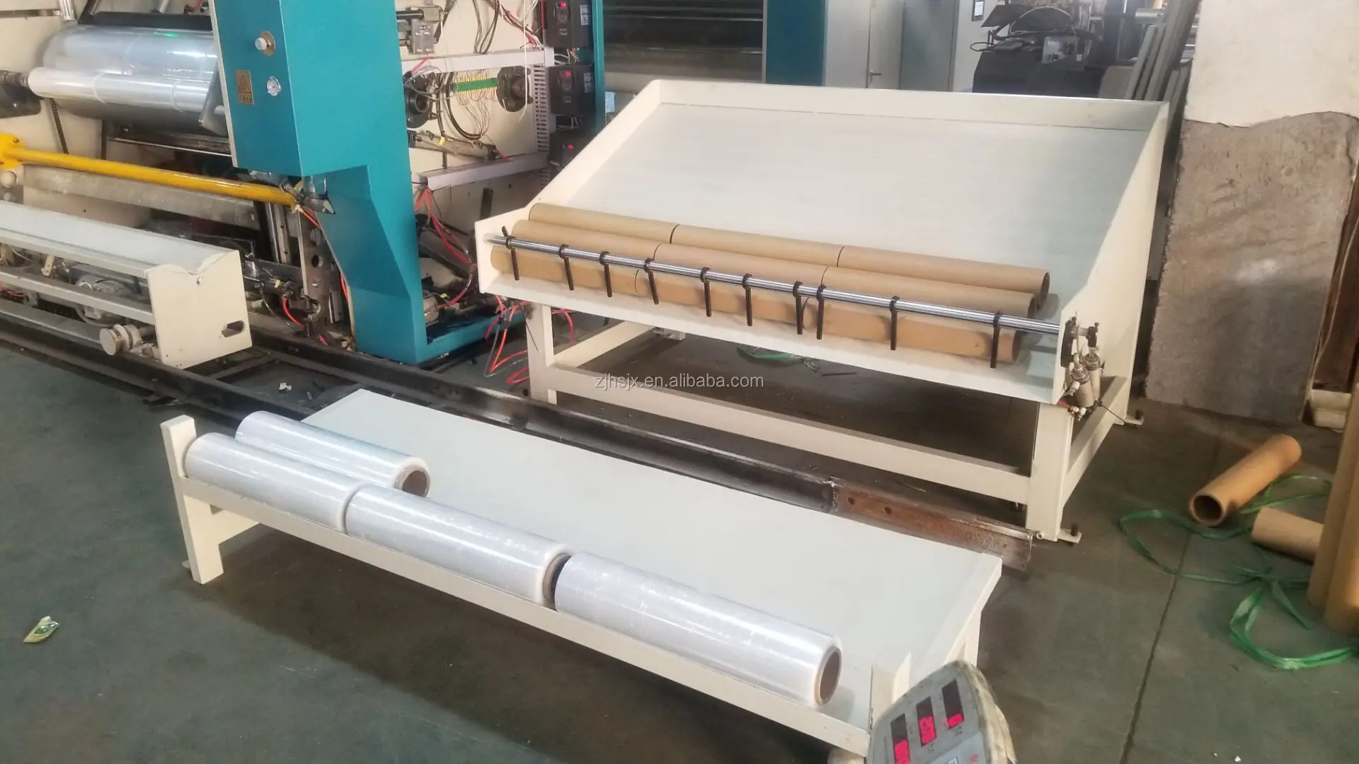 LYM-1500x3C high speed 3 layer machine protection stretch film 23 microns stretch film making machine