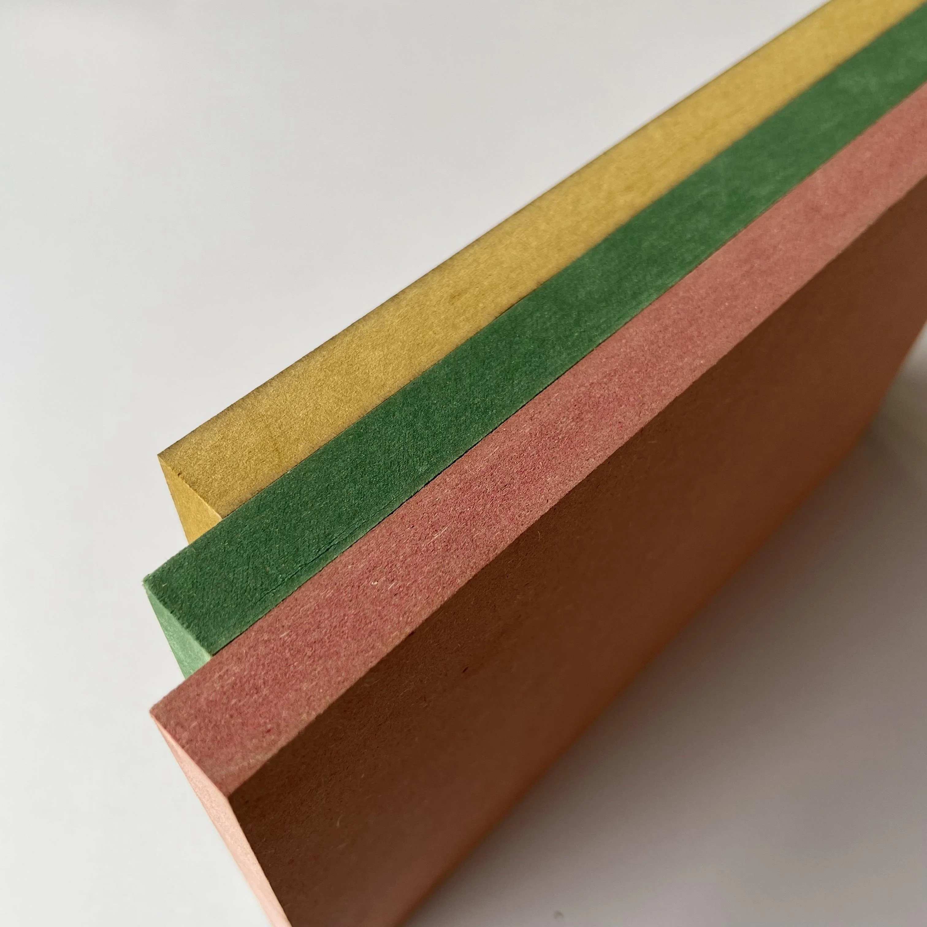 Customized Multiple Color Plain 18mm Mdf Board Can Be Film Faced By Melamine Or HPL for Furniture and Kitchen Cabinet