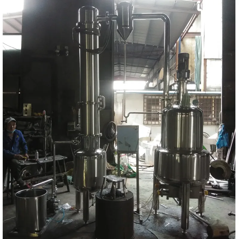 Vacuum evaporator