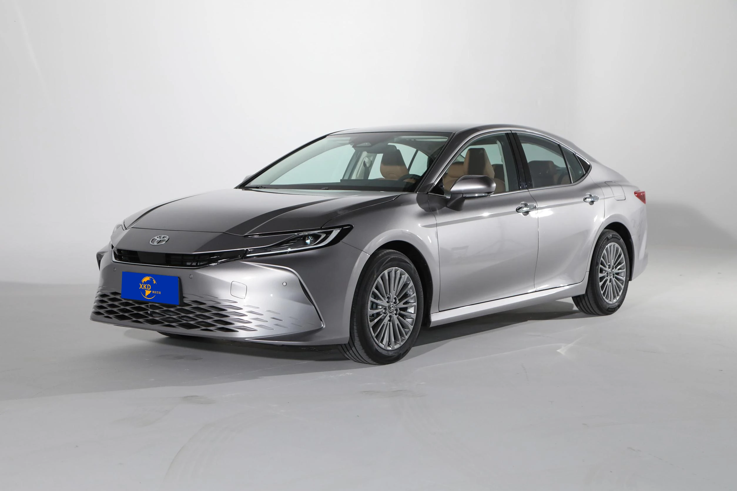 Hot New Auto Toyota Camry 2024 Elite Luxury premium Edition Gasoline powered Car Family Used Vehicles for Sale