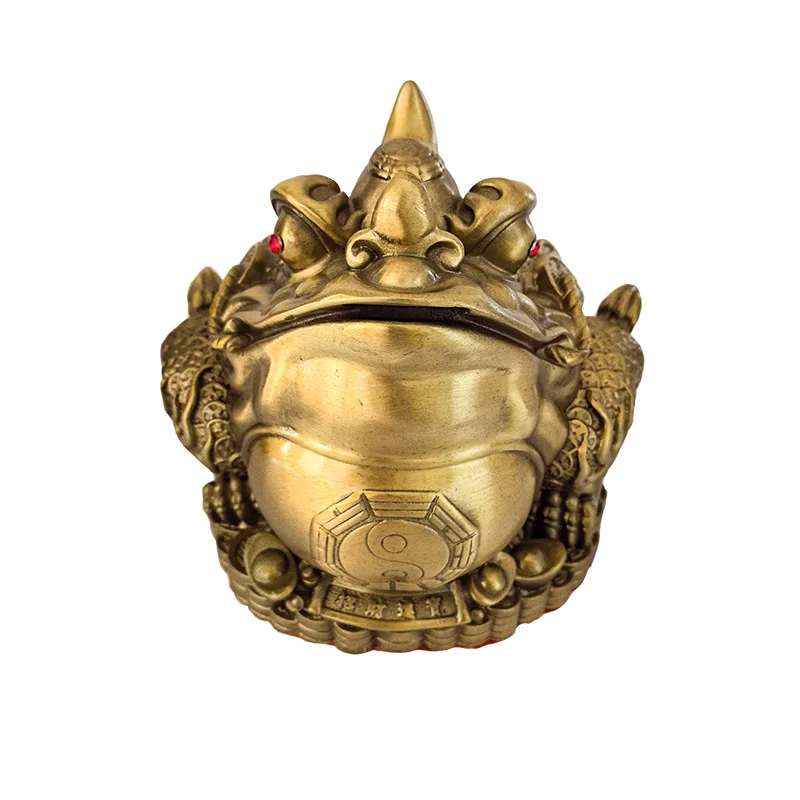 Factory Chinese traditional fengshui products golden toad treasure lucky animal brass frog ornaments