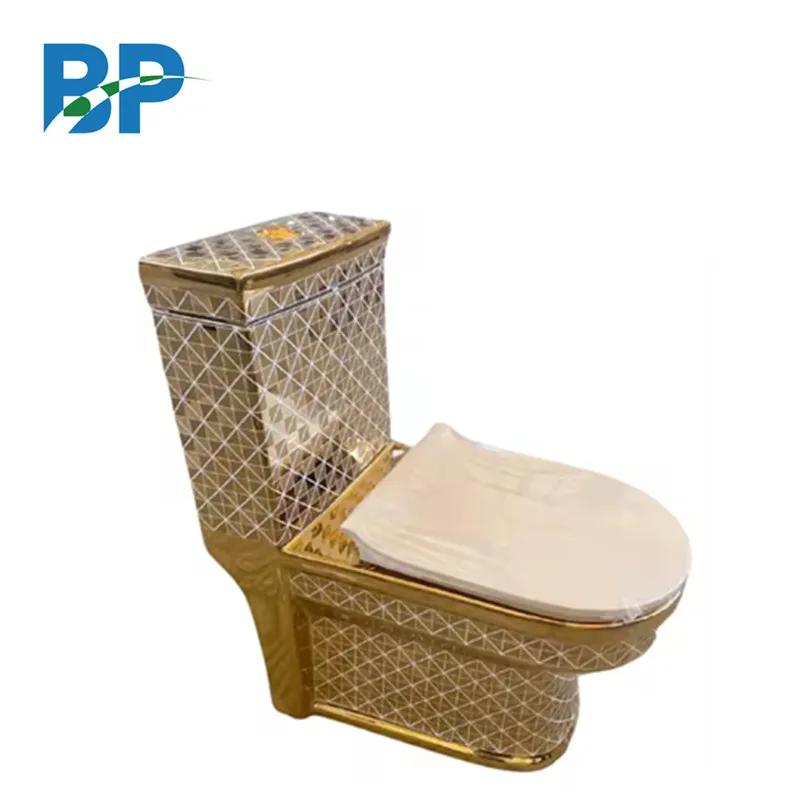 Sanitary Wc One Piece Flushing Electroplated Gold Toilet Washdown Golden 250mm Toilet Ceramic Bathroom Floor Mounted Modern 3/6L