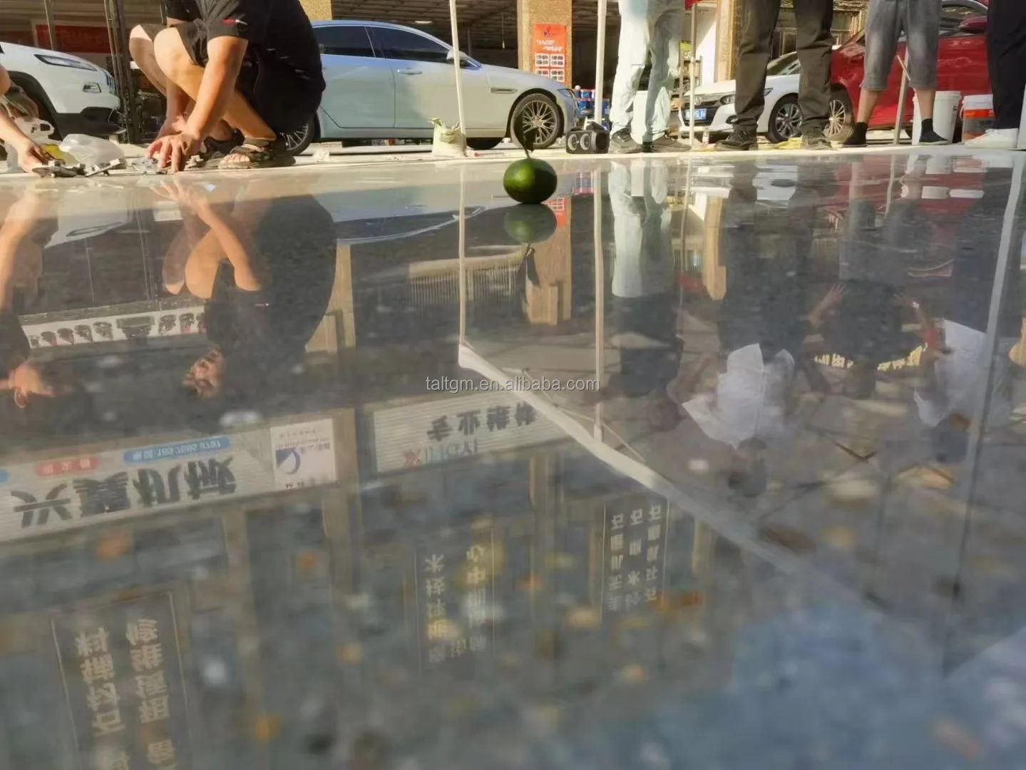 Ultra fine fiber cleaning pad, dust removal pad