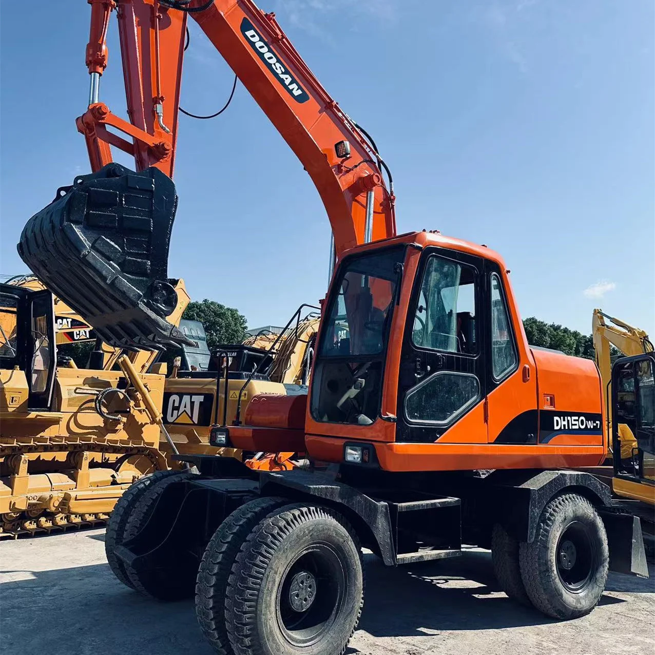 Cheap Price Used Doosan Dh150W-7 Excavator Good Condition Machine for Digging