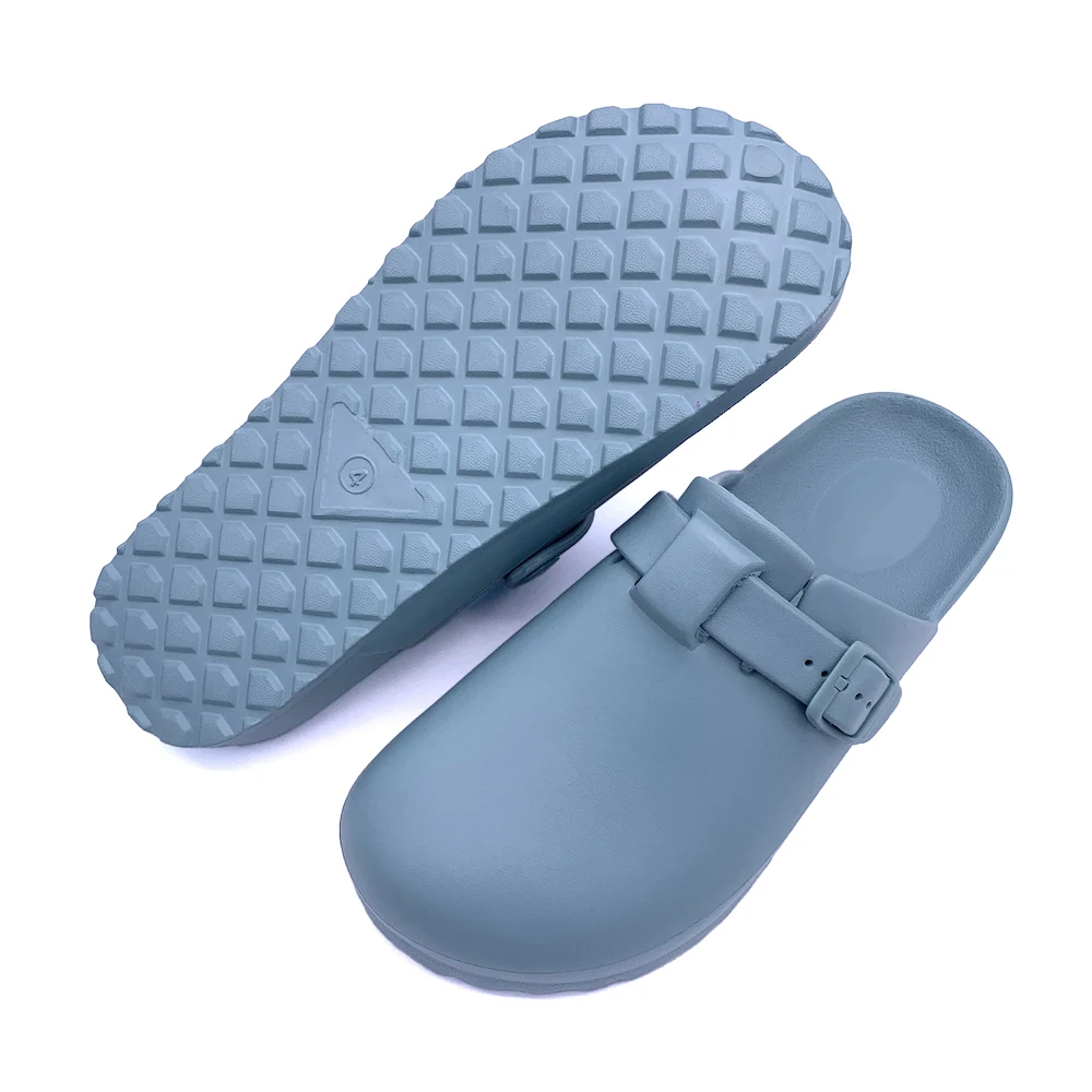 New Model Anti-Slip Garden Clogs Sandals Shoes Medical Clogs Upper With Straps And Buckles