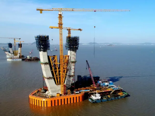 Бренд Xuzhou XGT7020-12 башенного крана с плоским верхом высота подъема 200 м