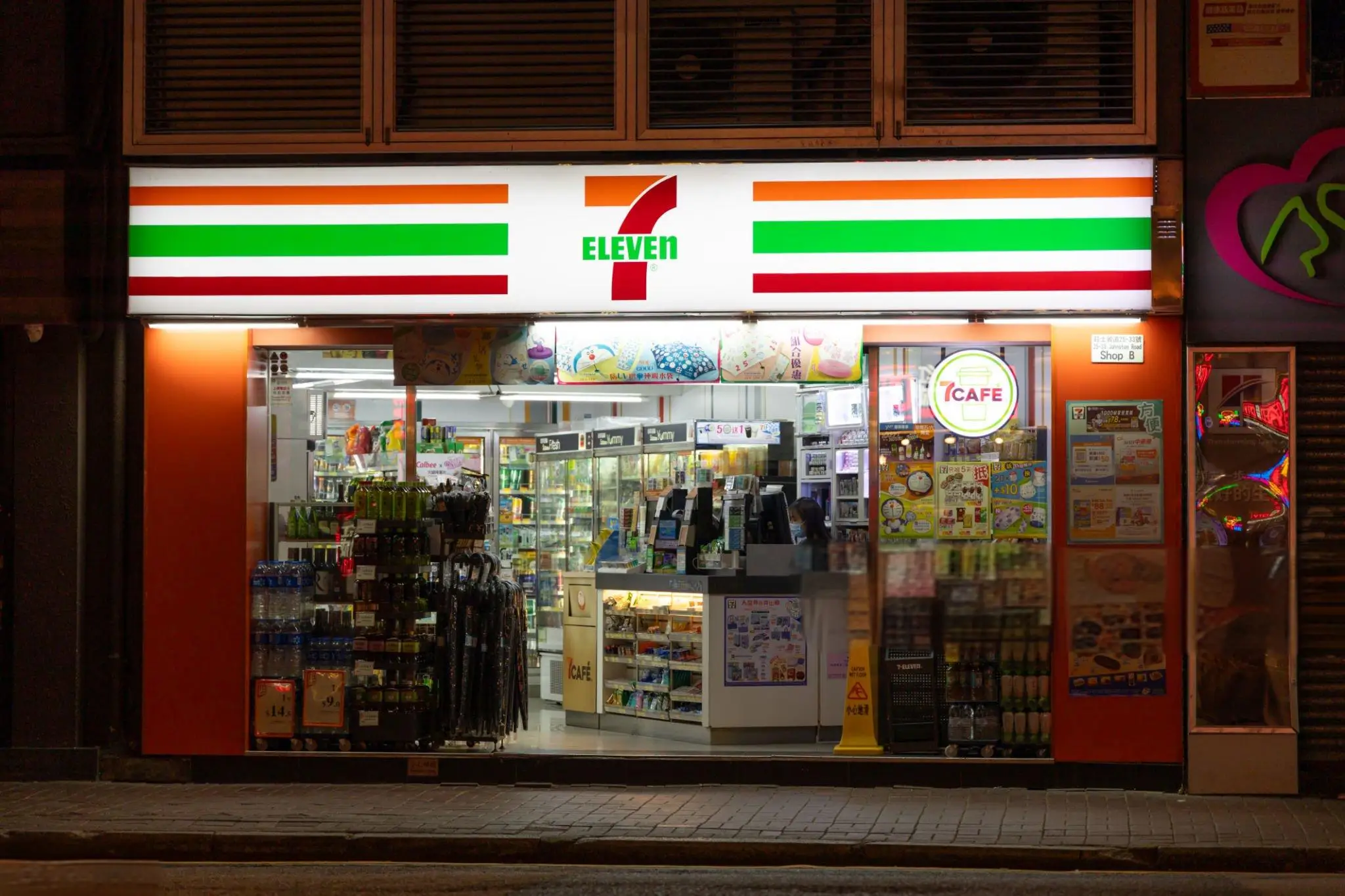 Outdoor Aluminum Alloy Frame LED Light Box Custom-shaped Shop Name Sign Boards Custom-designed for Storefronts