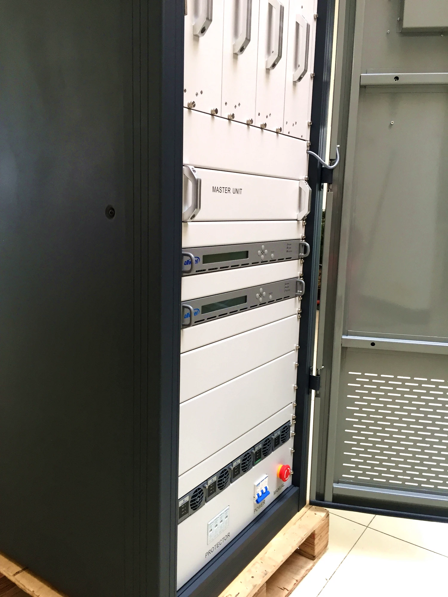 Warranty 6 Years - 1KW Digital TV DVB-T2 Transmitter