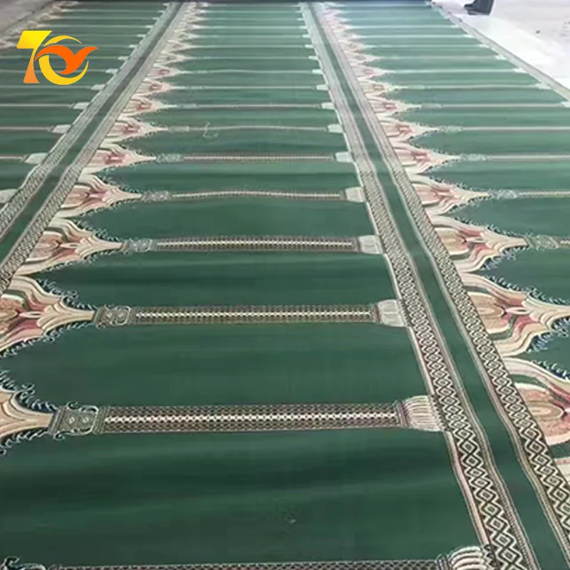 Prayer Carpet High Quality Wholesale Luxury Family Eco-friendly Outdoor Muslim Prayer Carpet For Mosque