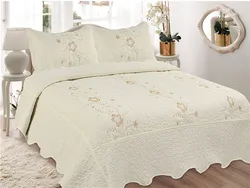 White Quilts Pujiang Embroidery Dropshipping Elegant Bedspread Set China 3pcs Set Bedding Sets Stitchinig Quilt Colcha