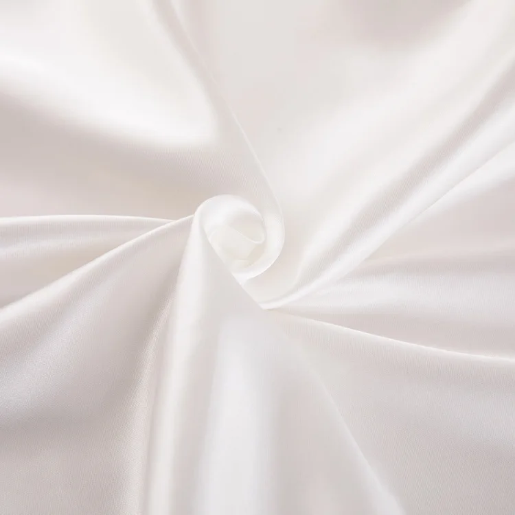 silk pillowcase (9).jpg