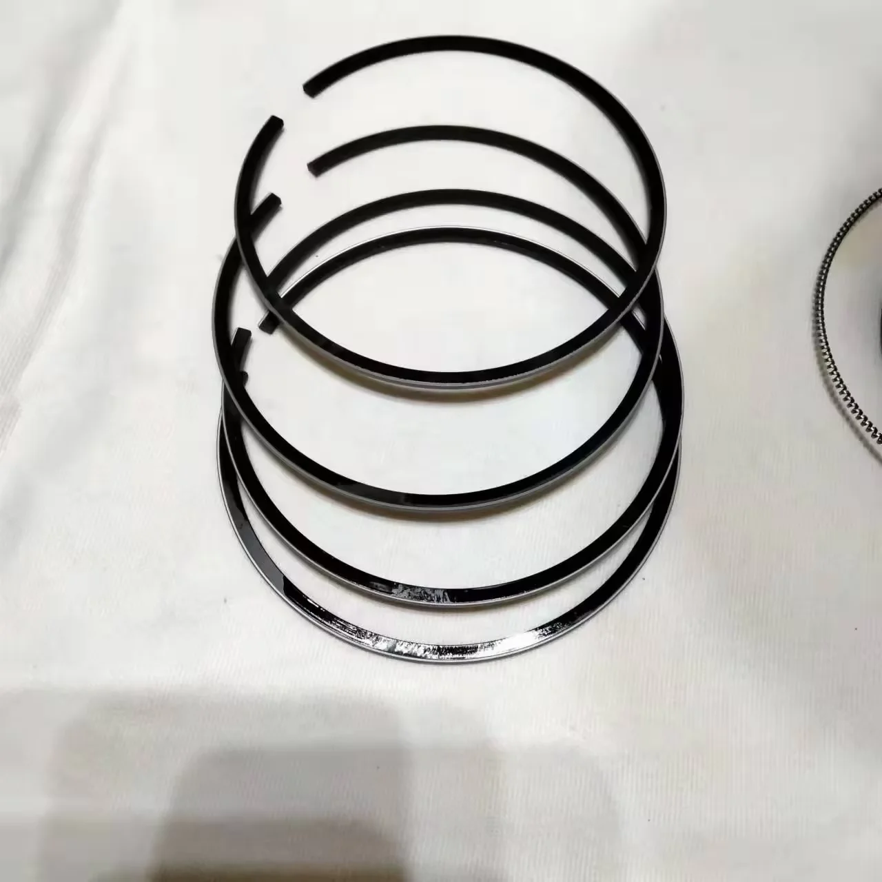 Дизельный двигатель для экскаватора 4M40 комплект реконструкции поршневое кольцо дизельного двигателя ME203226 ME202950 ME201501