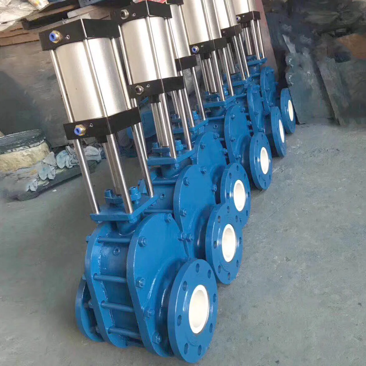 Z644TC Pneumatic Double Gate Valve Wear-Resistant Carbide Discharge Ash Feed Valve Lined with Ceramic