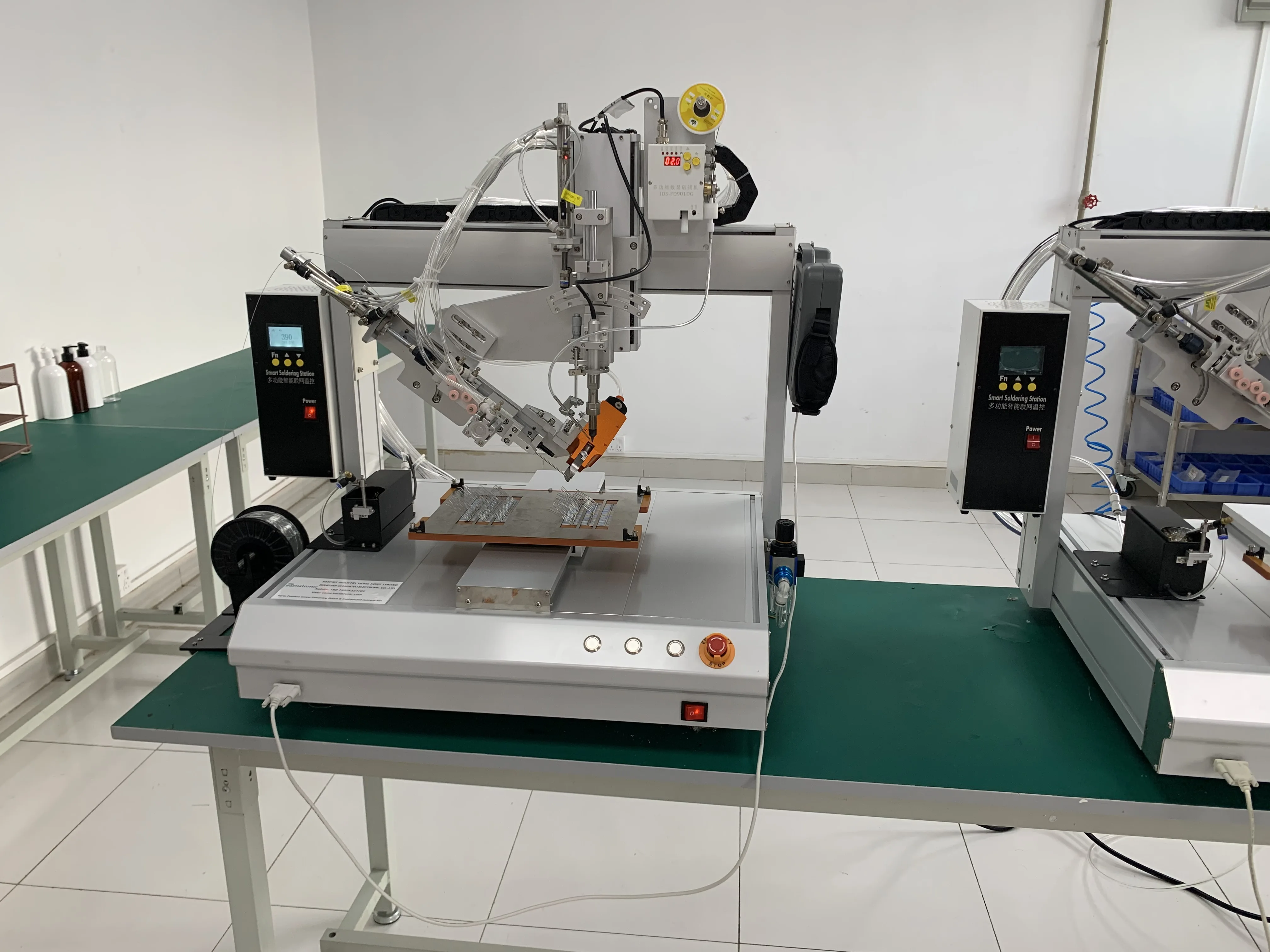 Custom automatic tin soldering pick place machine for PCB