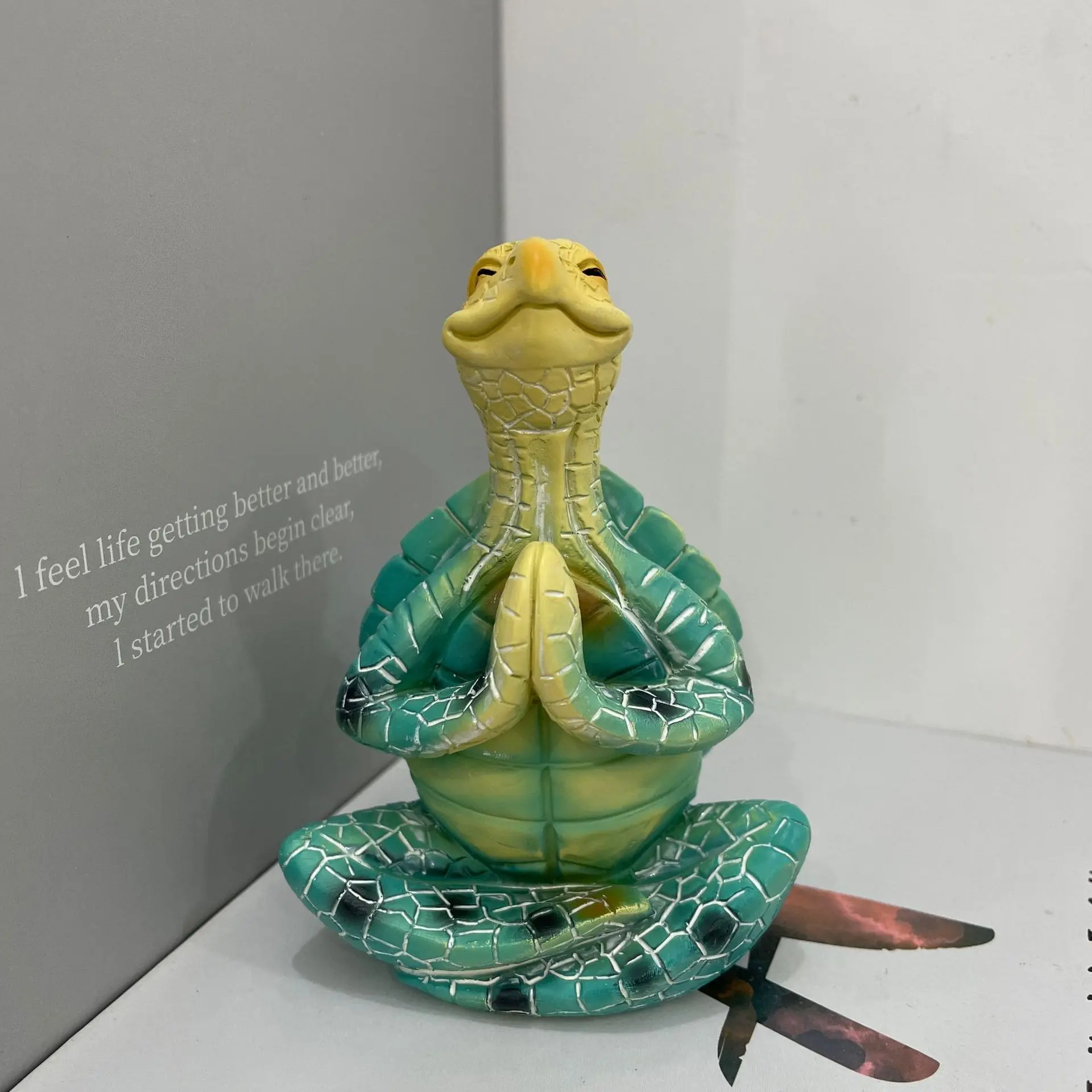 Factory custom resin animal sculpture Desktop home garden decoration Yoga meditation turtle statue