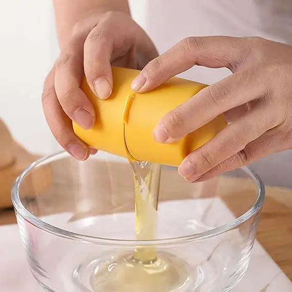 2025 New Custom wholesale Durable Egg Shell Opener Portable Egg Breaking Tool Kitchen