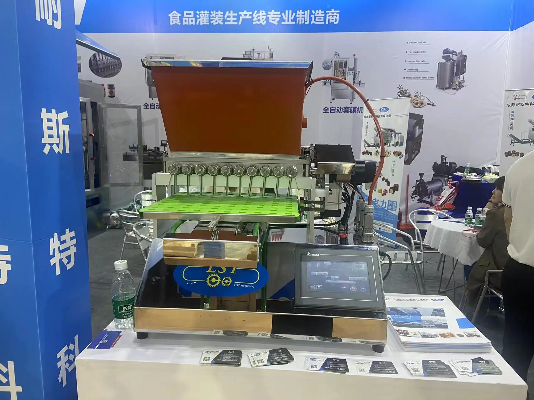 LST Newest design big 12L Hopper Automatic Desktop Chocolate Gummy Jelly Hard Candy Long Bar Depositing machine