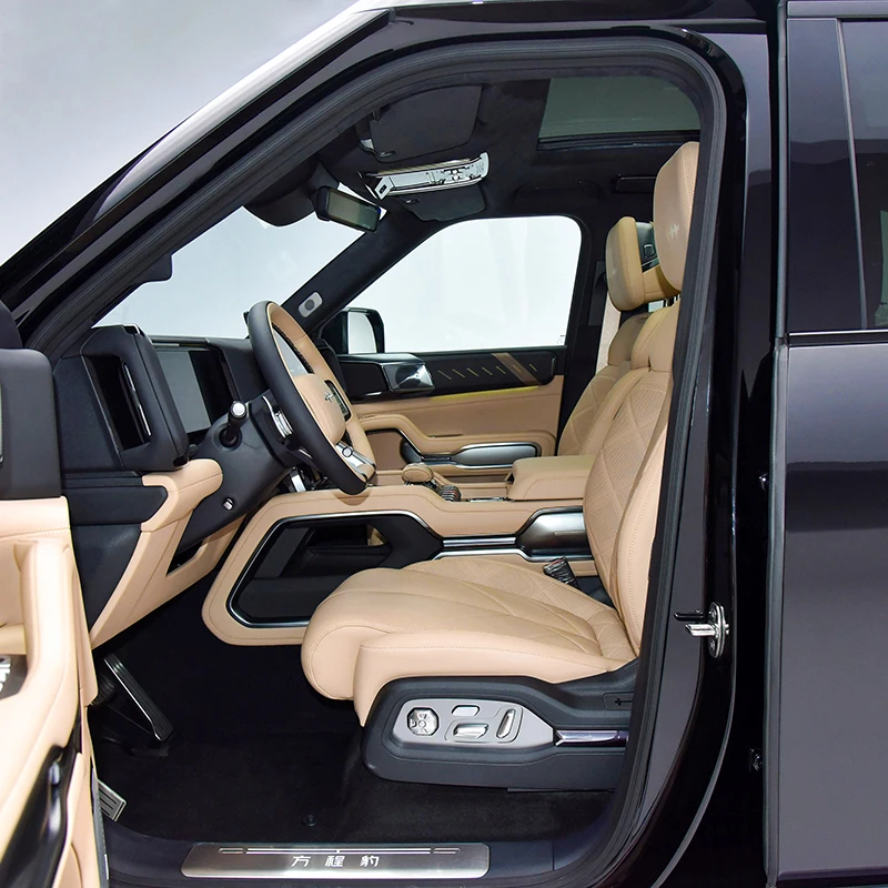 Chinese High-end Electric Vehicle Formula Equation Leopard 8 Fangchengbao 8 BYD Leopard Bao 8 2025 Fang Cheng Bao 8 PHEV SUV