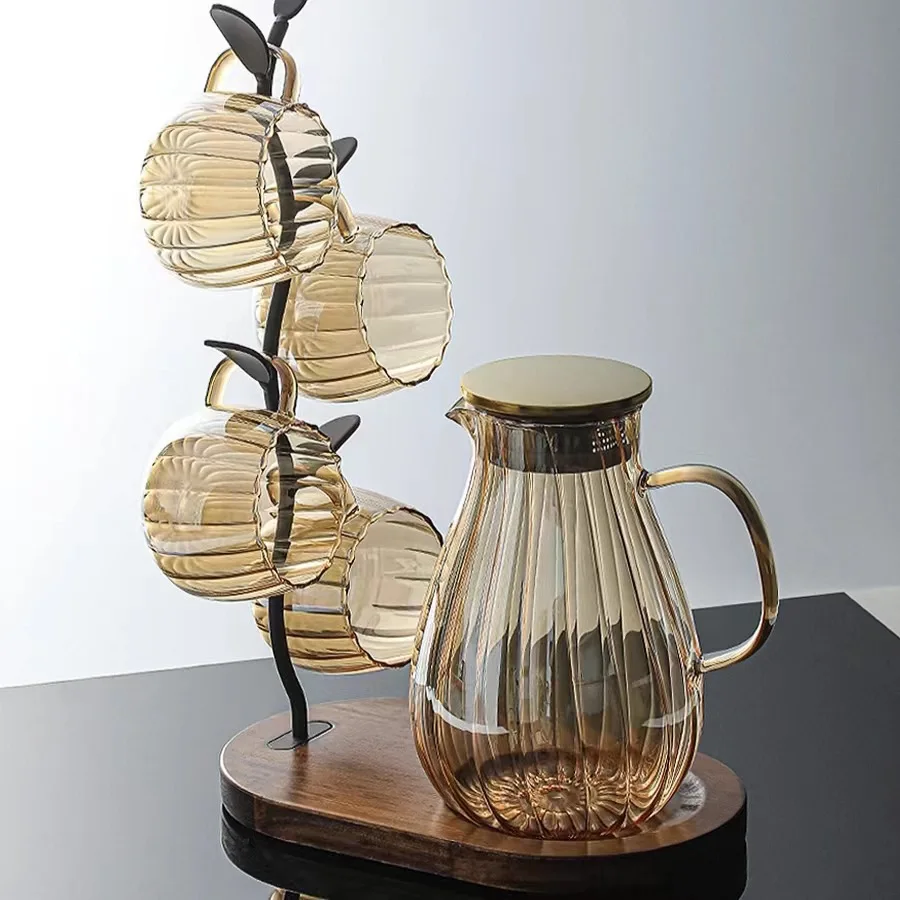 Wholesale Heat Resistant Borosilicate Glass Jug Glass With Stainless Steel Lid
